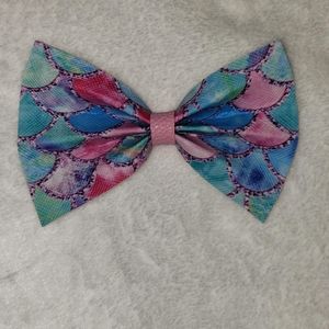 Mermaid bow